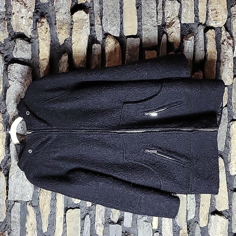 Women's New York and Company coat size medium